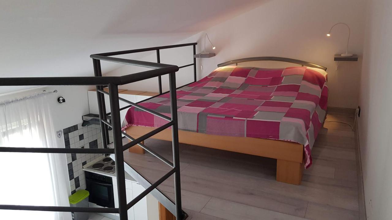 Sia House Apartment Пула Екстериор снимка