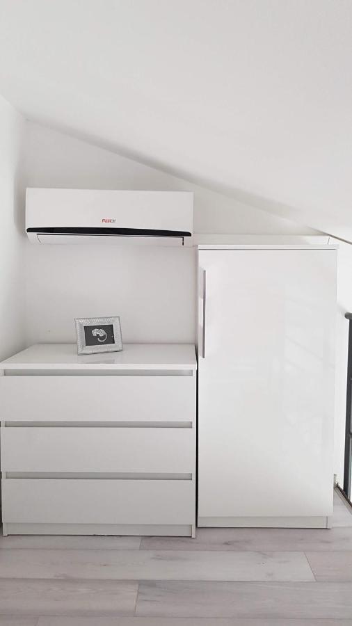 Sia House Apartment Пула Екстериор снимка